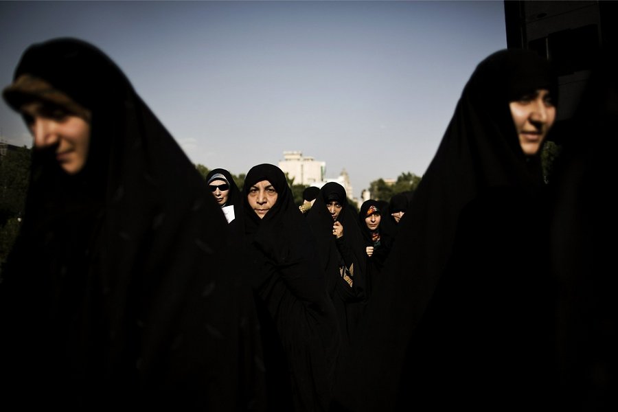 Исторический момент: еще в одной исламской стране женщины в первый раз проголосовали на выборах